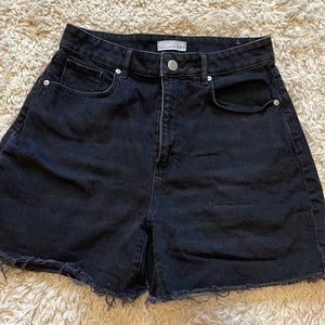 Curvy Fresh Cut High Waist Boyfriend Shorts in Faded Black Sz 28